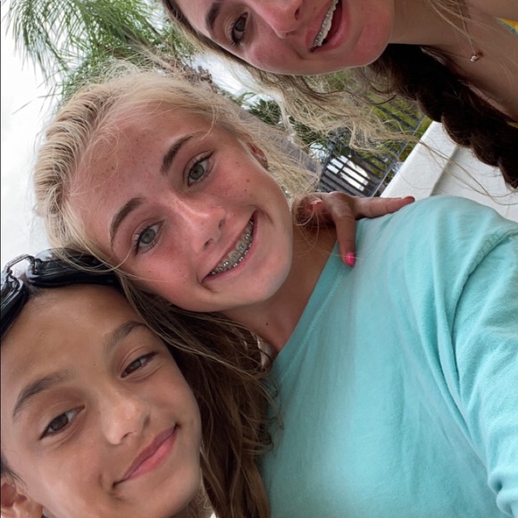 Meet your Posher, Julia - Picture 13 of 16